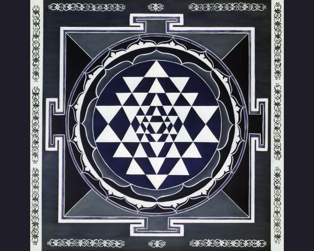 Srila circle black white border free wallpaper for desktop - medium preview image