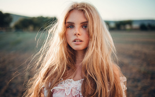 Blonde woman field grass neo free wallpaper for desktop - medium preview image