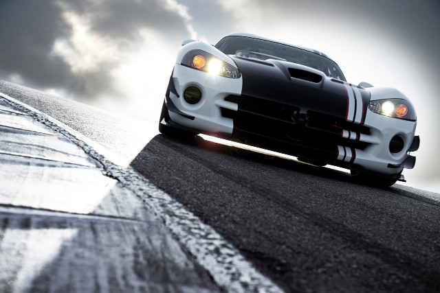 White sports car race track #5 free wallpaper for desktop - medium preview image