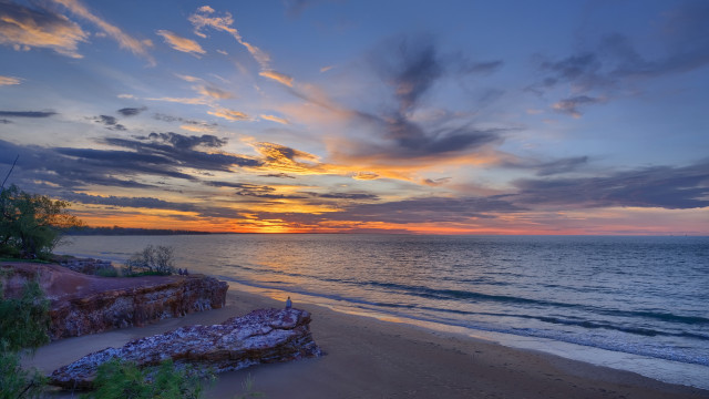 Sunset beach rockycliff ocean cityscape free wallpaper for desktop - medium preview image