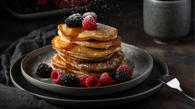 Pancakes berries powdered sugar plate free wallpaper for desktop - medium preview image