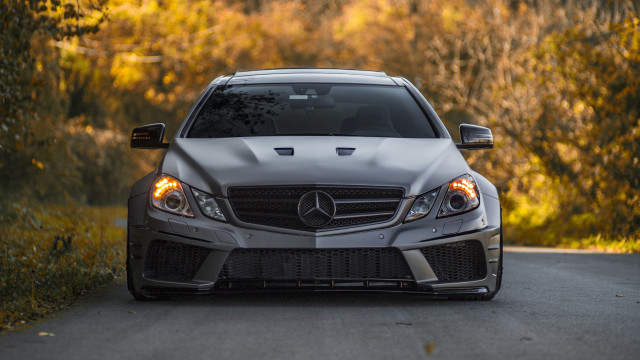 Mercedes benz autumn leaves fire free wallpaper for desktop - medium preview image