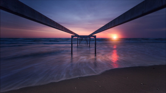 Sunset pier beach ocean waves free wallpaper for desktop - medium preview image