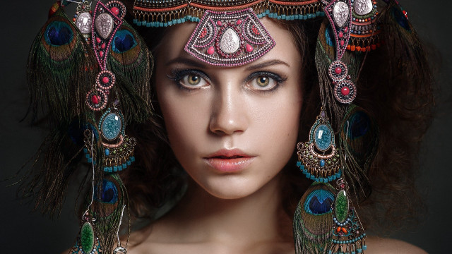 Feathered headpiece jewels gothic egyptian free wallpaper for desktop - medium preview image