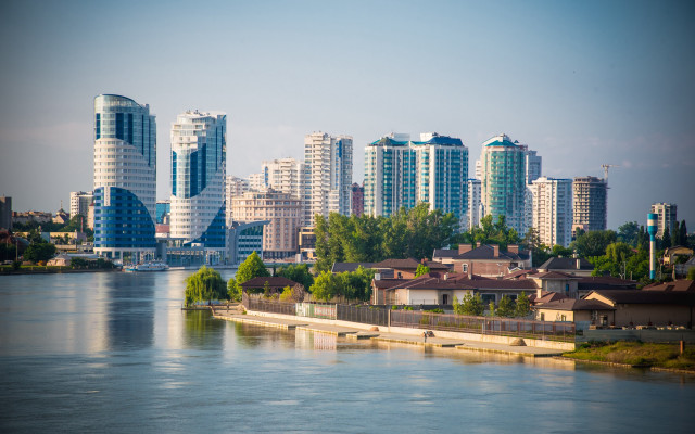 City skyline river bridge architecture free wallpaper for desktop - medium preview image