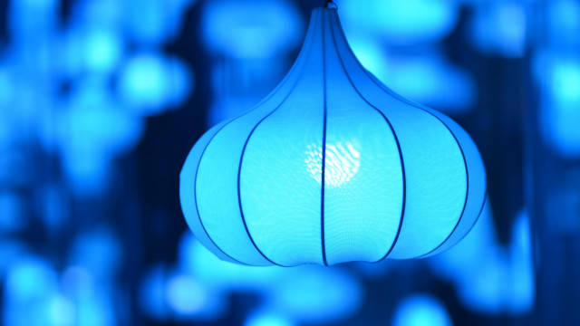 Blue light hanging ambient interactive free wallpaper for desktop - medium preview image