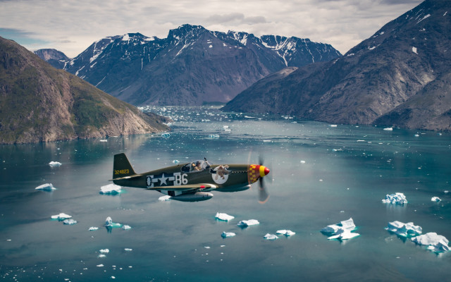 Small plane water icebergs mountains free wallpaper for desktop - medium preview image