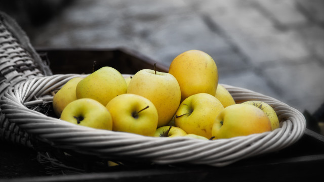 Basket apples table black background free wallpaper for desktop - medium preview image