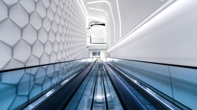 Long moving light space ultrafine free wallpaper for desktop - medium preview image