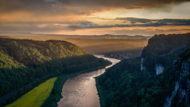 River forest sunset sky rays free wallpaper for desktop - medium preview image