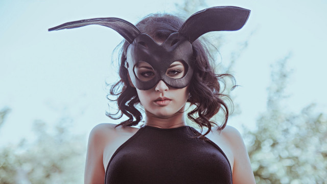 Woman mask bird black dress free wallpaper for desktop - medium preview image