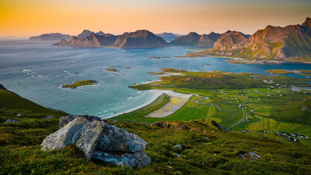 Scenic bay mountains sunset ocean free wallpaper for desktop - medium preview image