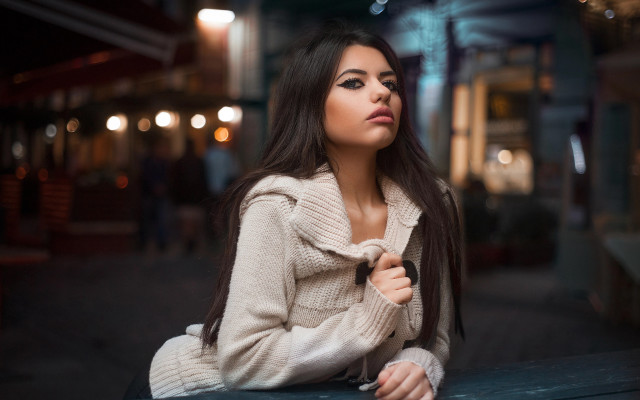 City night bench woman blurry free wallpaper for desktop - medium preview image