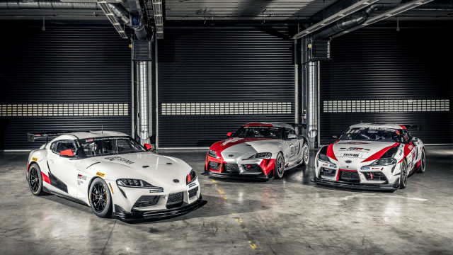 Three cars garage roller doors free wallpaper for desktop - medium preview image