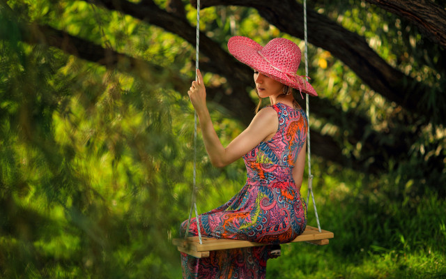 Woman pinkhat swing park impressionist free wallpaper for desktop - medium preview image