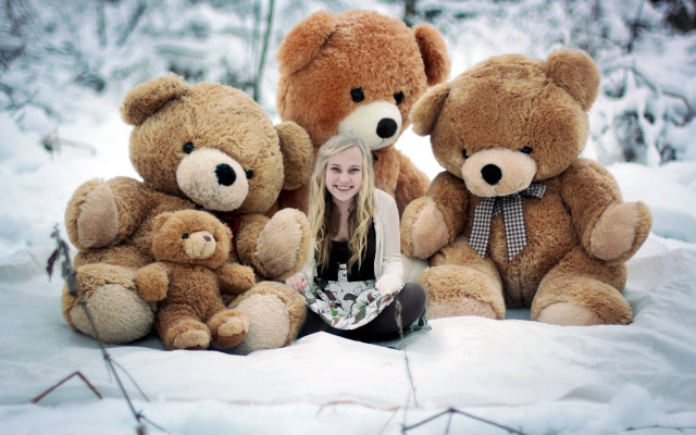 Woman snow teddy bears smiling free wallpaper for desktop - medium preview image