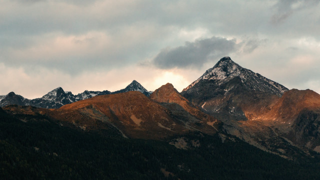 Mountain range clouds trees evening free wallpaper for desktop - medium preview image