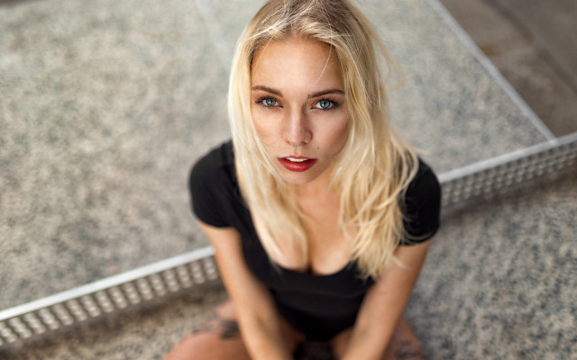 Woman blonde blue eyes red #3 free wallpaper for desktop - medium preview image