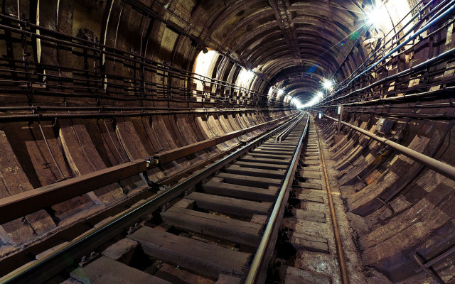 Train track tunnel skylight light free wallpaper for desktop - medium preview image