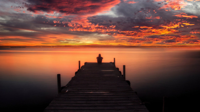 Dusk dock sunset clouds red free wallpaper for desktop - medium preview image