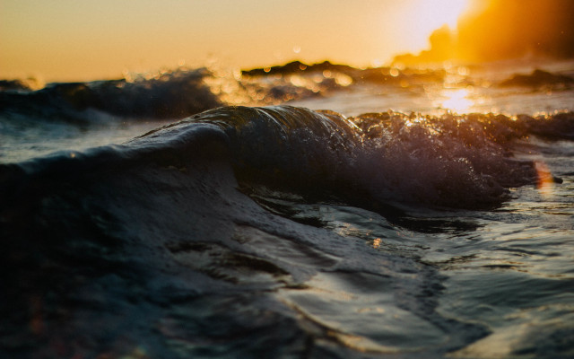 Wave sunset ocean microscopic sky free wallpaper for desktop - medium preview image