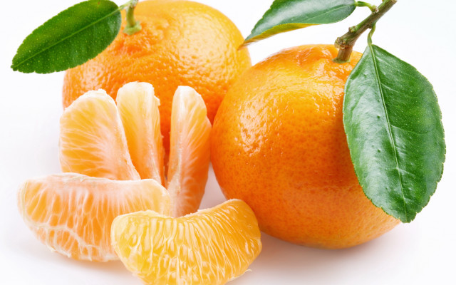 Orange couple sliced leaves white free wallpaper for desktop - medium preview image