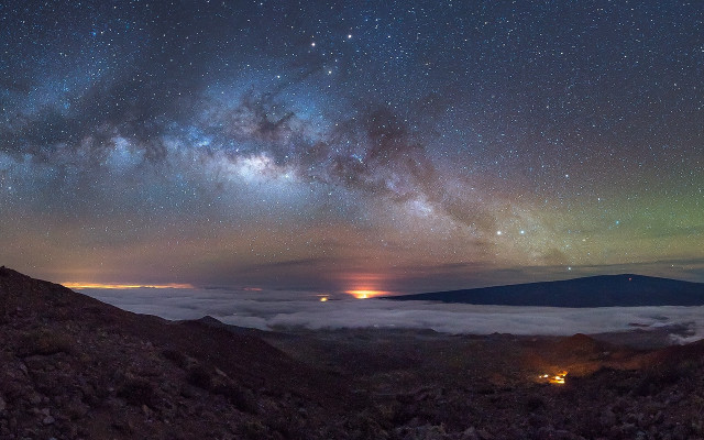 Night sky stars clouds mountains free wallpaper for desktop - medium preview image