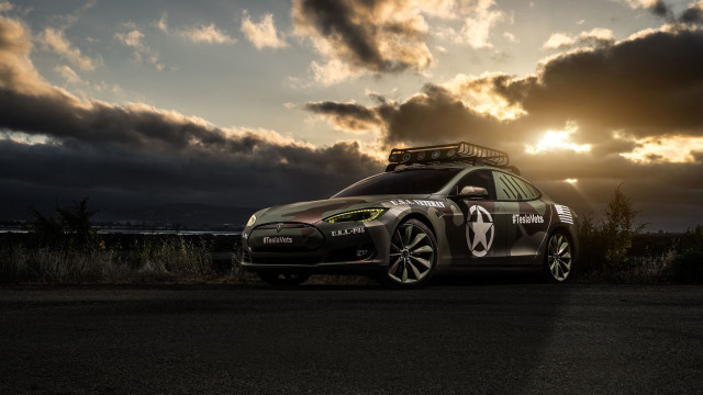 Car surfboard sunset clouds dusk free wallpaper for desktop - medium preview image