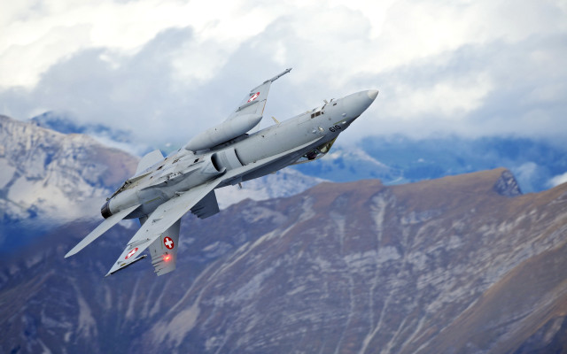Fighter jet mountain cloud sky free wallpaper for desktop - medium preview image