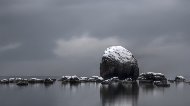 Rock water snow mountain moon free wallpaper for desktop - medium preview image
