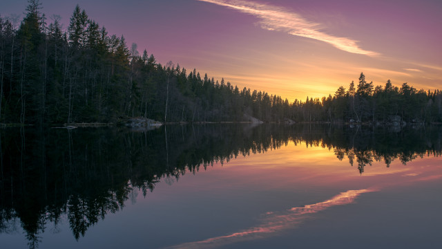 Lake sunset trees mountains forest free wallpaper for desktop - medium preview image