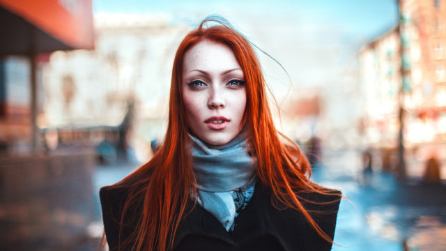 Red haired woman city street free wallpaper for desktop - medium preview image