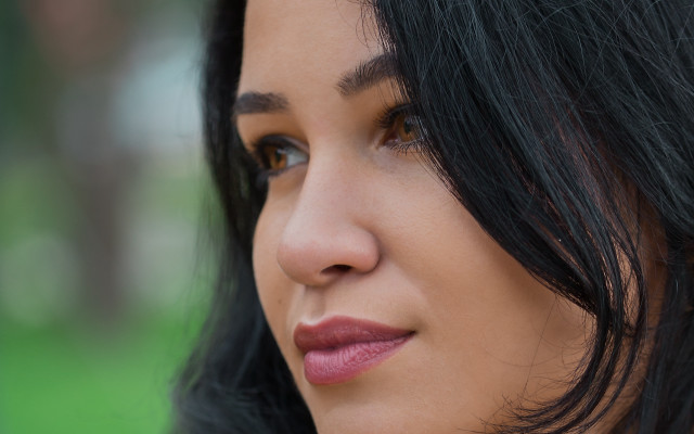 Woman black hair red lipstick #7 free wallpaper for desktop - medium preview image