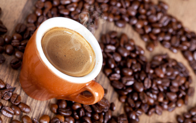 Coffee cup coffee beans bokeh free wallpaper for desktop - medium preview image