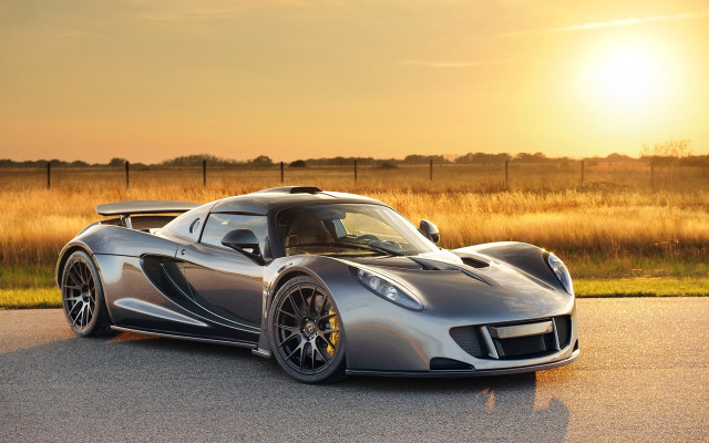 Silver sports car road sunset free wallpaper for desktop - medium preview image