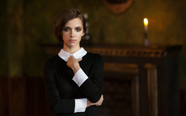 Daphne mcclure gothic portrait blackdress free wallpaper for desktop - medium preview image