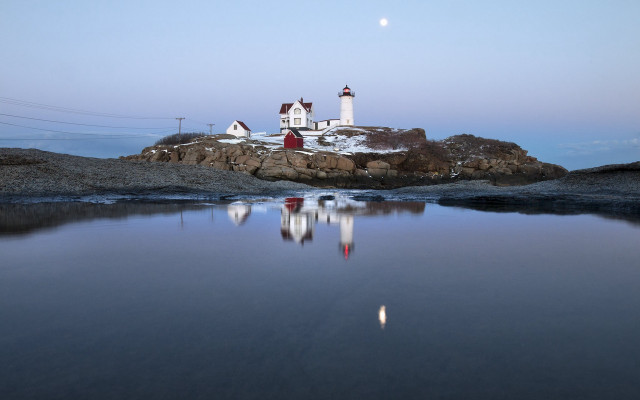 Lighthouse rocky shore fullmoon water free wallpaper for desktop - medium preview image
