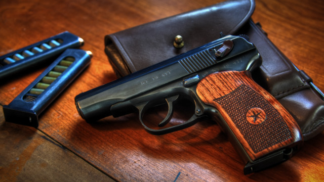 Gun wallet lighter table stilllife free wallpaper for desktop - medium preview image