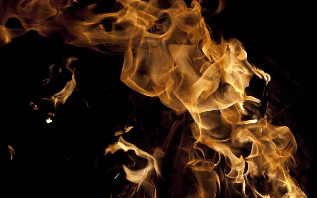 Fire embers flames illusion molten free wallpaper for desktop - medium preview image