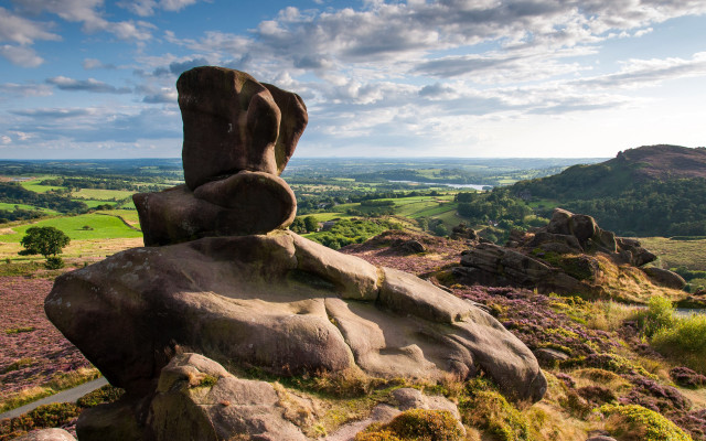 Rock formation valley horizon sky free wallpaper for desktop - medium preview image