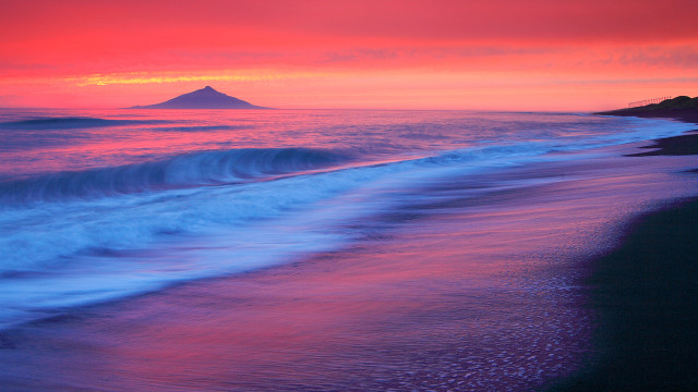 Beach wave mountain sunset mystical free wallpaper for desktop - medium preview image