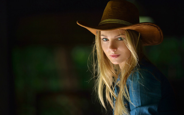 Blonde cowboy hat portrait elf free wallpaper for desktop - medium preview image