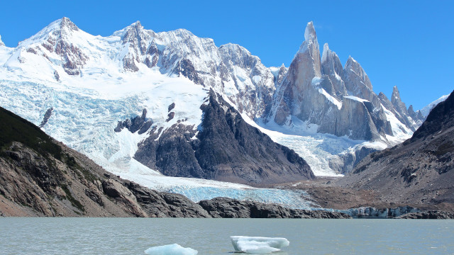Mountain range glacier lake sky free wallpaper for desktop - medium preview image