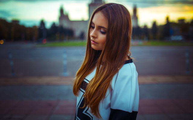 Red haired girl clock tower free wallpaper for desktop - medium preview image