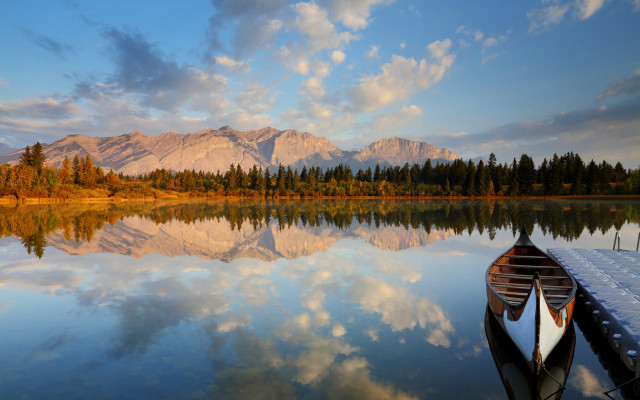 Lake mountains boat clouds sky free wallpaper for desktop - medium preview image