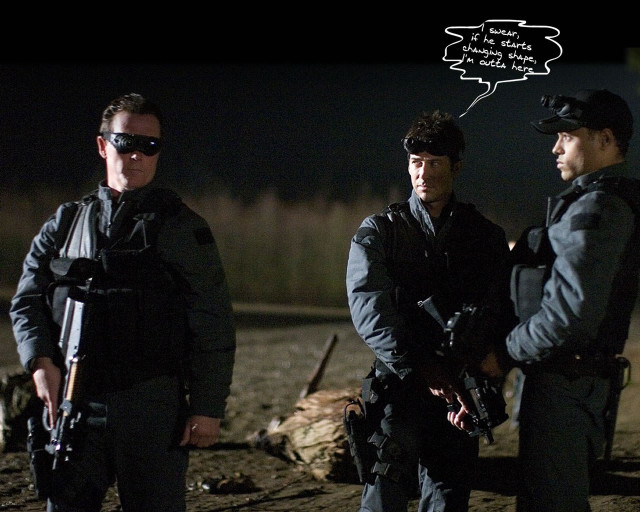 Two men police uniforms talking free wallpaper for desktop - medium preview image