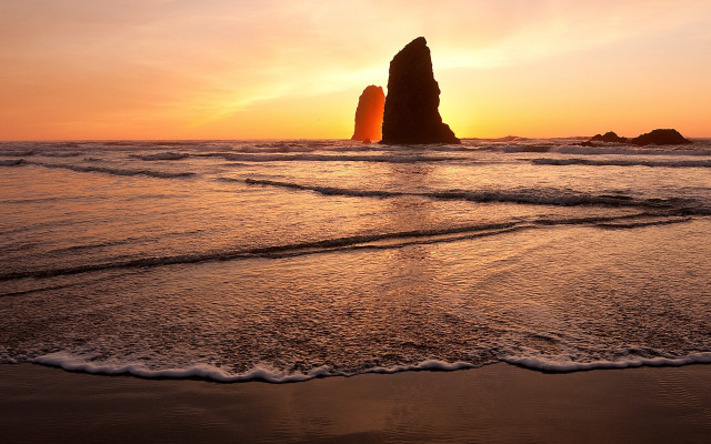 Sunset beach rocks waves evening free wallpaper for desktop - medium preview image