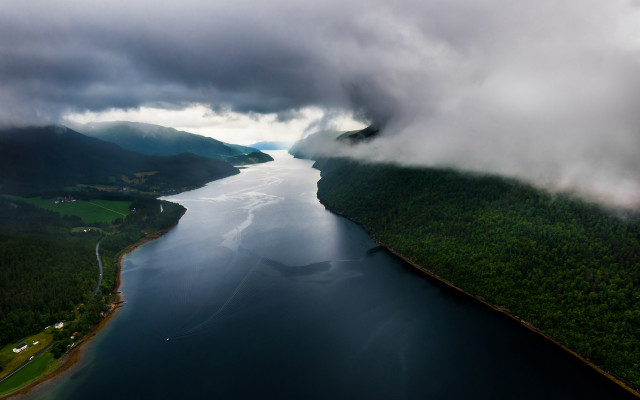 Hudson river landscape clouds mountains free wallpaper for desktop - medium preview image