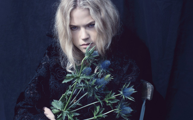 Woman flowers knife black background free wallpaper for desktop - medium preview image