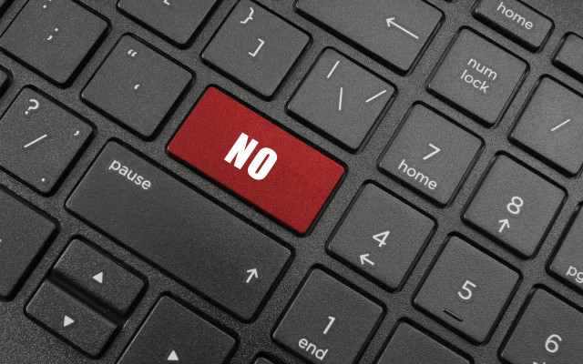 Red button no keyboard esao free wallpaper for desktop - medium preview image